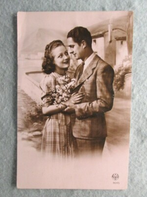 Vintage Alfred Noyer Postcard, Paris, Romance, Man And Woman