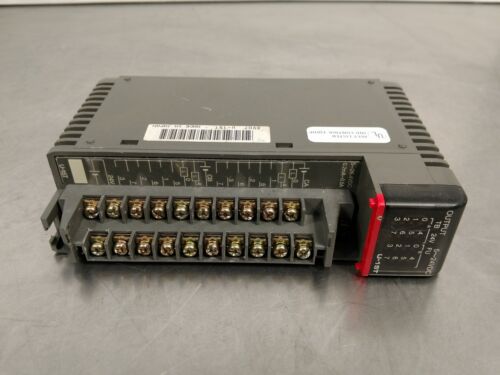 TEXAS INSTRUMENTS U-15T PLC OUTPUT MODULE No Cover Panel 3F - Picture 1 of 2