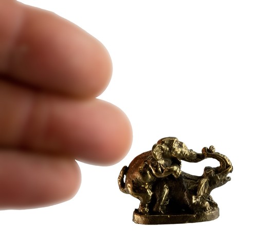 Thailand Amulet Elephant Figurine Mating In Brass # 2389 G13 - Picture 7 of 7