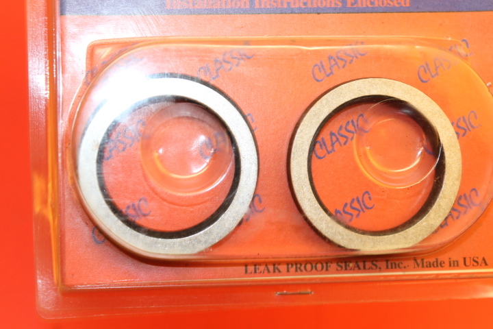 LEAK PROOF FORK SEALS 38X50X8MM ZXZ600R LS650F YZ125 FRZ400 PART