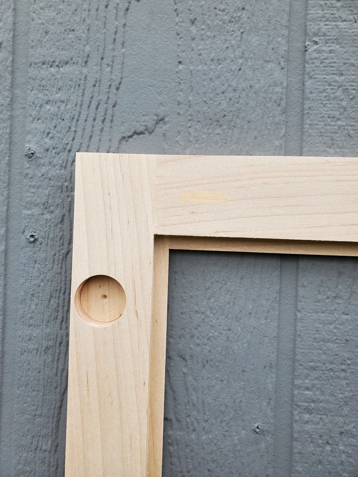 Puertas de gabinete de repuesto marco de vidrio clásico de arce $13,00 cuadrados ft Foto 4 de 4