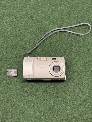 Olympus Camedia C-310 | Digitalkamera | 3.2 MP | silber | Retro Digicam | Tested