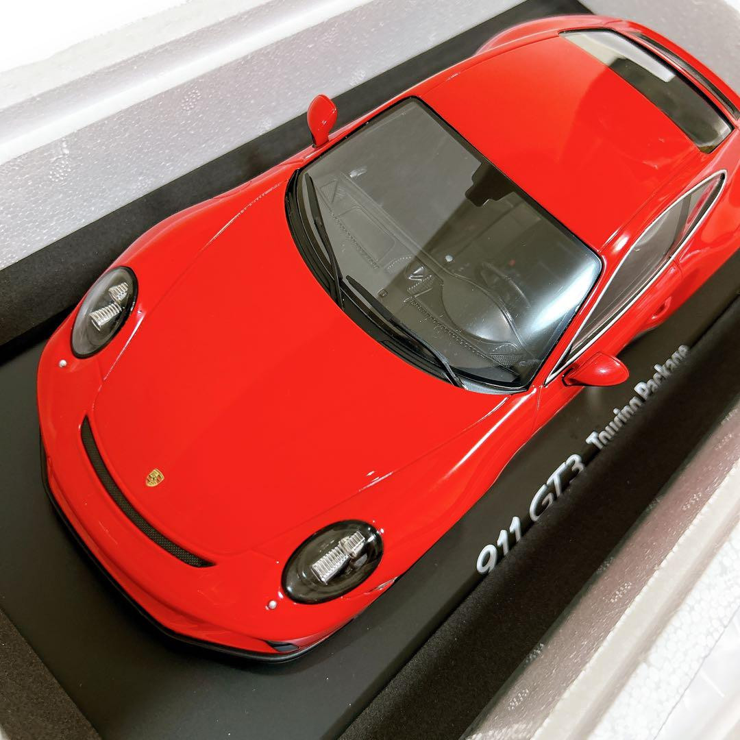 Porsche 911 GT3 Touring Package Spark 1/18 with box from Porsche 911 GT3 Touring Package Spark 1/18 with box from