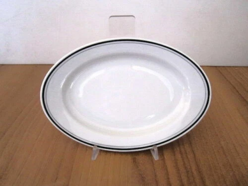 Piatti da tavola e portata neri in porcellana