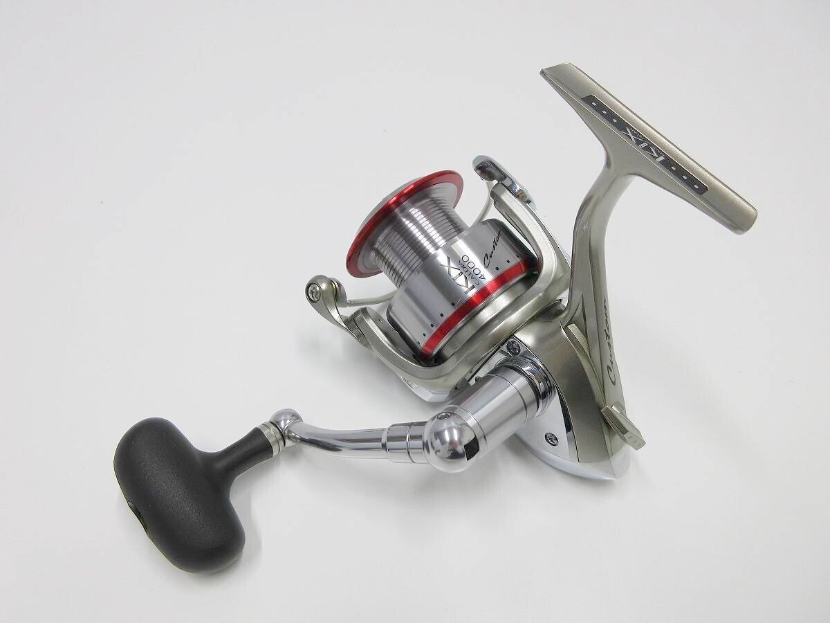 DAIWA CALDIA KIX 4000 CUSTOM SPINNING REEL FISHING SILVER DAIWA CALDIA KIX 4000 CUSTOM SPINNING REEL FISHING SILVER