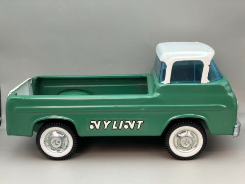 Nylint Toys Vintage Ford Econoline Trail Blazer Van Truck Pressed Steel GREEN - Picture 3 of 24