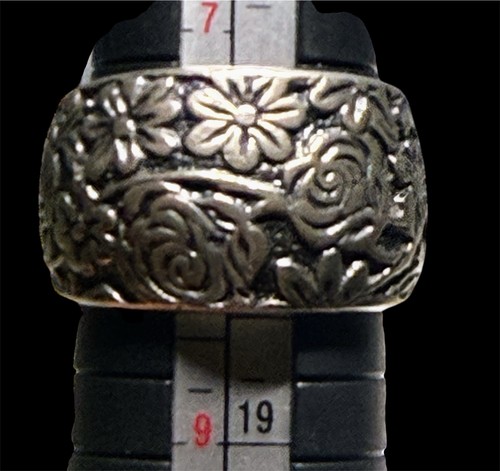 Silpada Heavy Floral Sterling Silver Wide Band Ring R1583 Size 8.5 - Picture 3 of 4