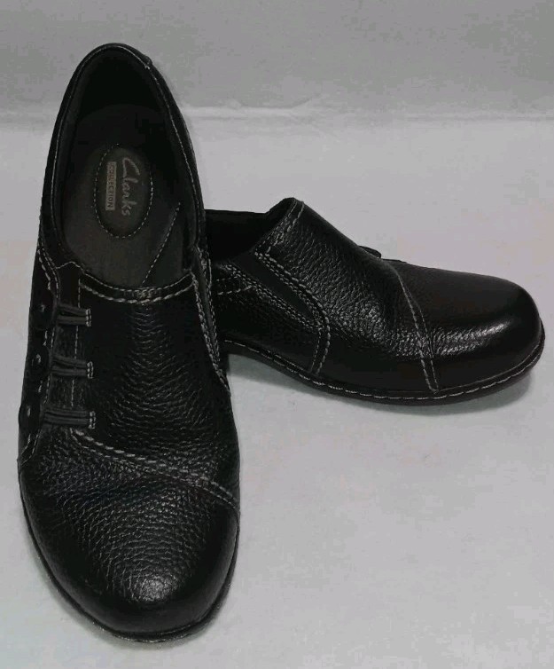 Clarks Ashland Effie Black Leather Slip On Loafers Womens Size 9 Black