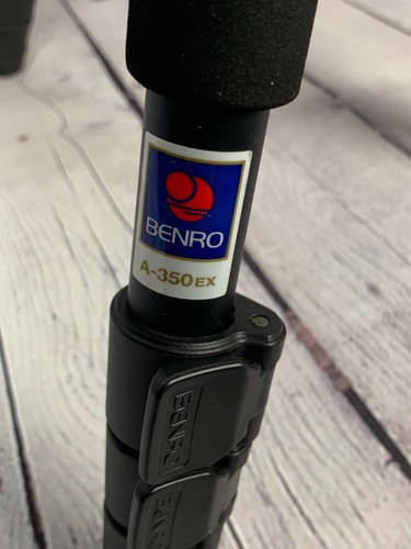 Benro A-350ex Quick Lock Aluminum Tripod - Picture 4 of 8