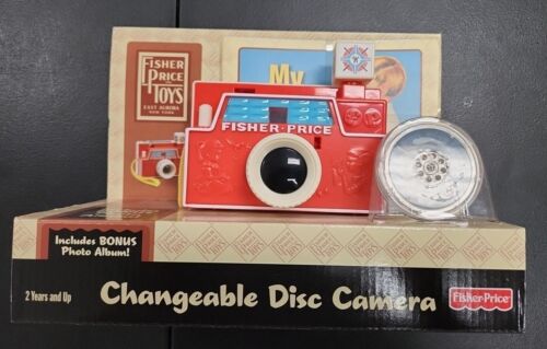 Fisher-Price Changeable Disc CAMERA with Bonus Photo Album RETRO snaps New NIB - Picture 1 of 4