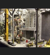 REVELL 1404 Robotech Factory Model Kit  1984 Vintage!