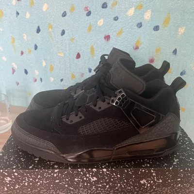 Jordan Spiziki Low - Photo 1/4