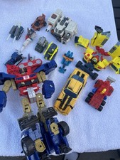 Over 8 Rare Vintage Transformers Action Figur...