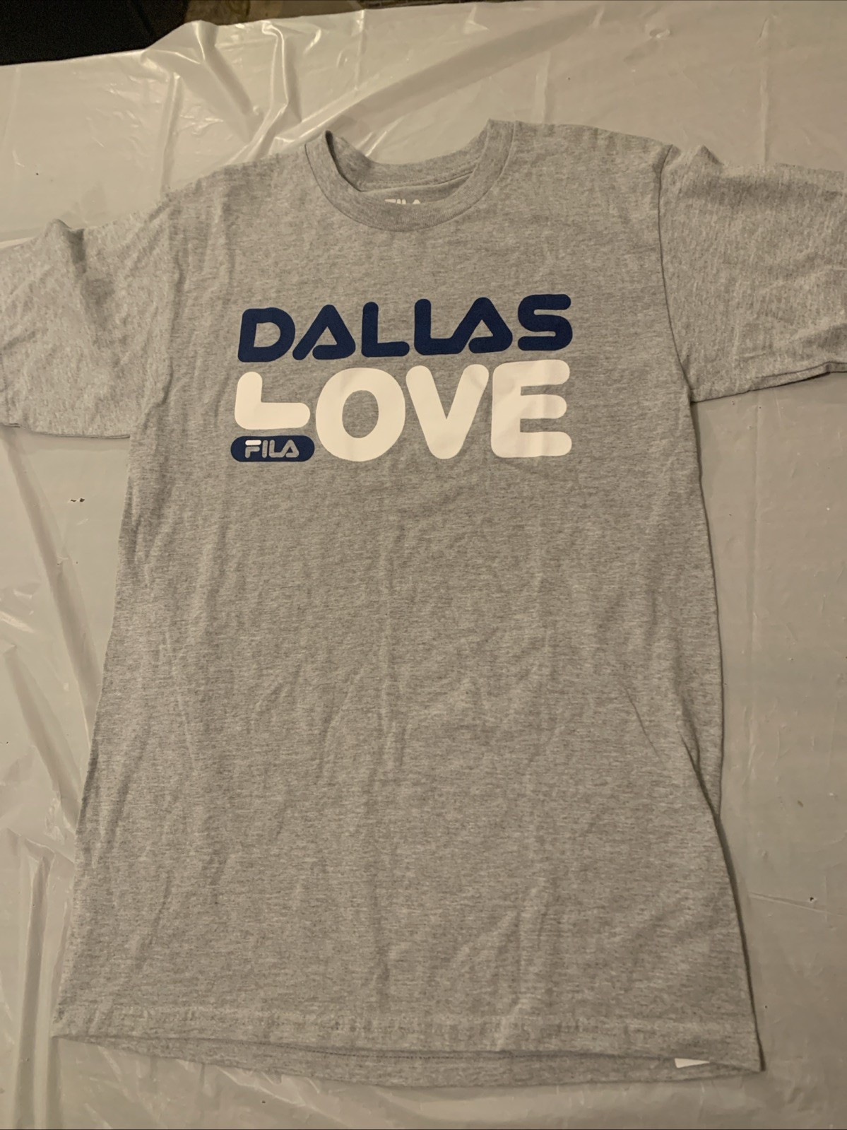 T shirt NBA Dallas Mavericks "Dallas Love" grigia di Fila nuova senza etichette small
