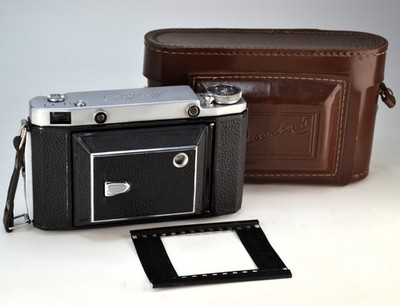 FULLY SERVICED! 1959 SOVIET USSR MOSKVA-5 6x6 MEDIUM FORMAT CAMERA (ITEM  10)