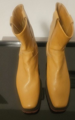 AGL ausgefallene schicke Stiefeletten, Farbe hellbraun, Gr. 37,  (NP 299 Euro)