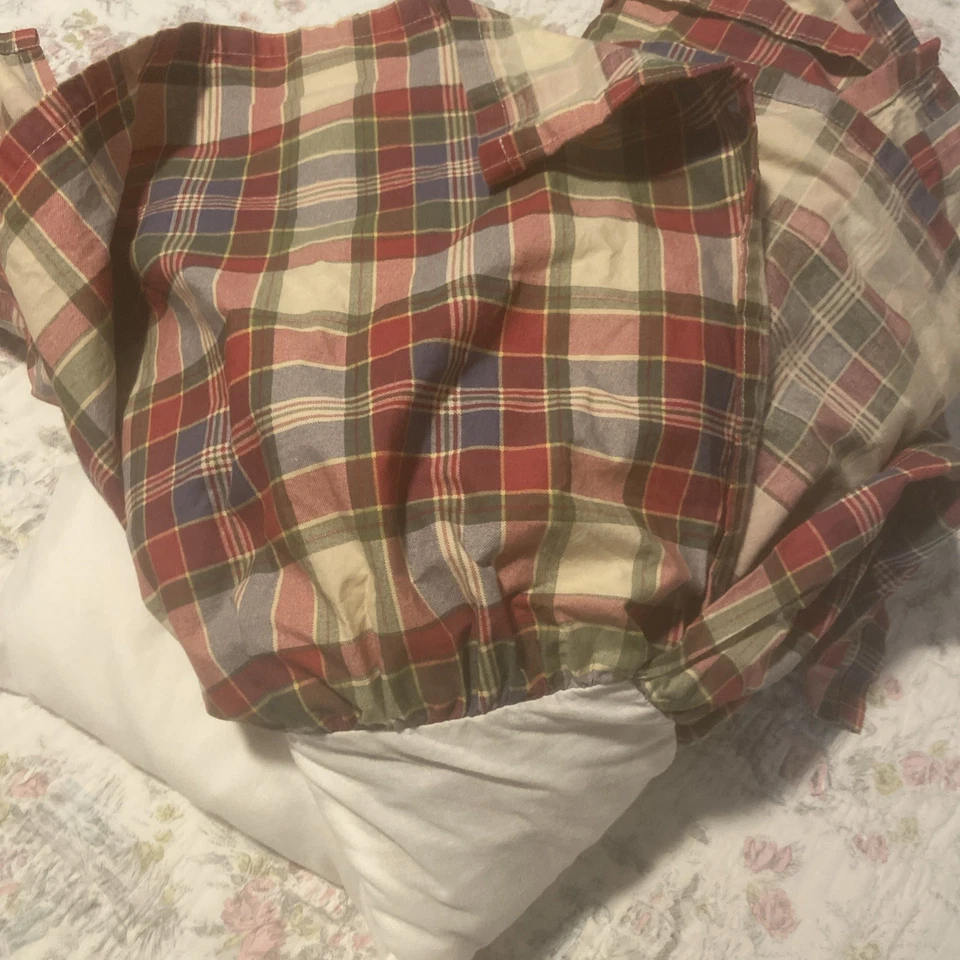 "Falda de cama Chaps Queen River Valley a cuadros verde negro rojo crema 15"" caída" Foto 4 de 4