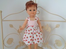 vetement poupée compatible avec marie françoise modes et travaux ,robe