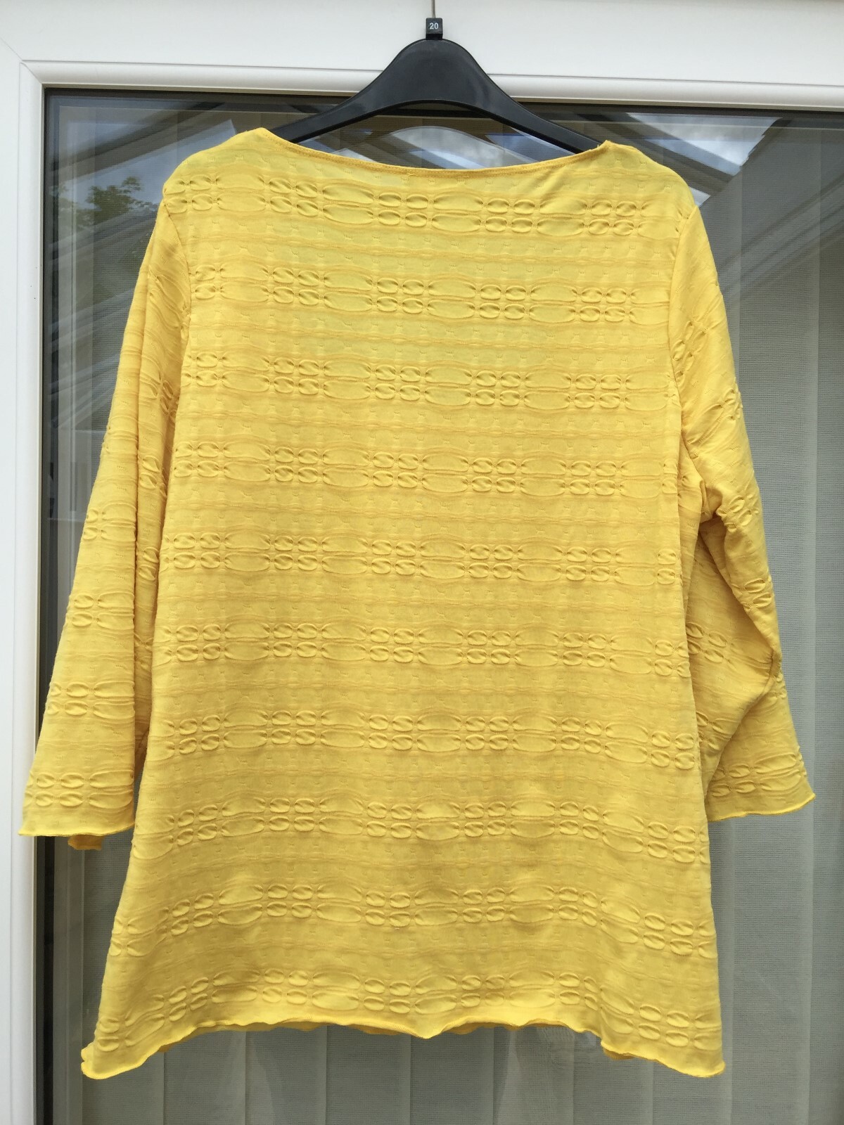 Ladies Top. M and S. Per Una Size 20 Colour Gold. 3/4 Sleeves Patterned Material image 3
