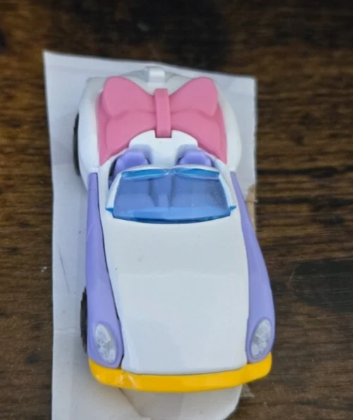 Disney - Hot Wheels - Daisey - 2 1/2" - 1:64 - Toy Car - Image 2 of 4