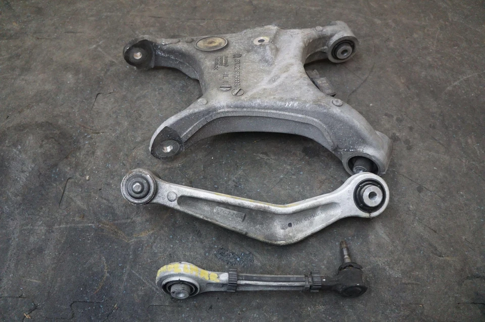 Комплект из 3 левых задних верхних нижних рычагов управления 33326758995 Rolls Royce Phantom 2003-17 - Изображение 4 из 4