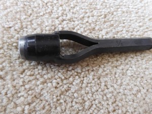 AOCO 5/8" INCH ROUND HOLE PUNCH