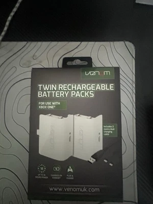 Venom VS2850 Twin Rechargeable Battery Packs for Xbox One - Black - Image 1 of 2