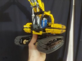 LEGO TECHNIC: Motorized Excavator (8043)AG Please Read Description 