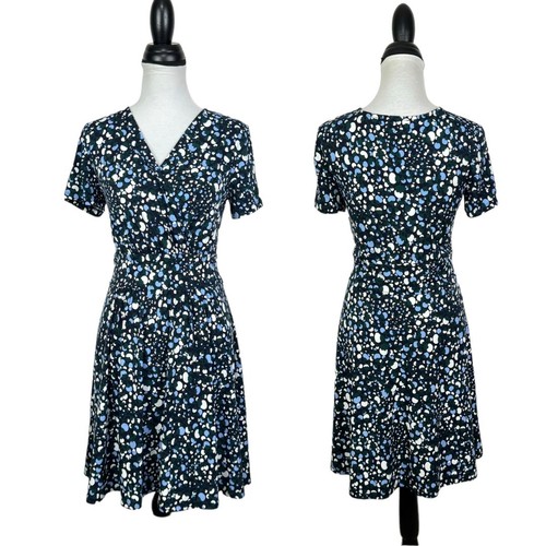 Lark & Ro 10 NEW Blue Floral Short Sleeve V-neck Gathered Fit & Flare Dress