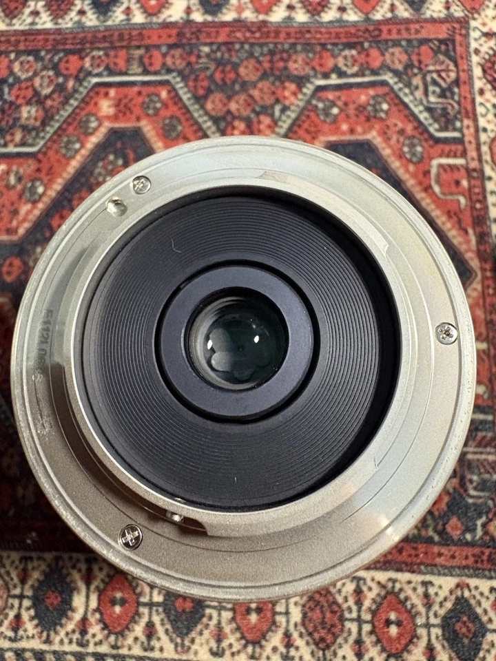 Samyang 7.5mm f/3.5 UMC Fisheye MFT Lens Black (manual focusing Lens) - Image 3 of 4