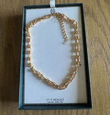 House of Harlow 1960 Gold Graduated Link Chain and Knot Necklace 17 Inches