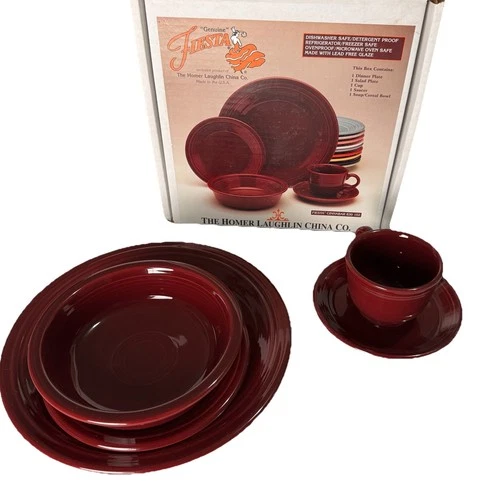 Vintage Homer Laughlin Fiesta 5 Piece Place Setting Cinnabar F102 w/ Box Retired