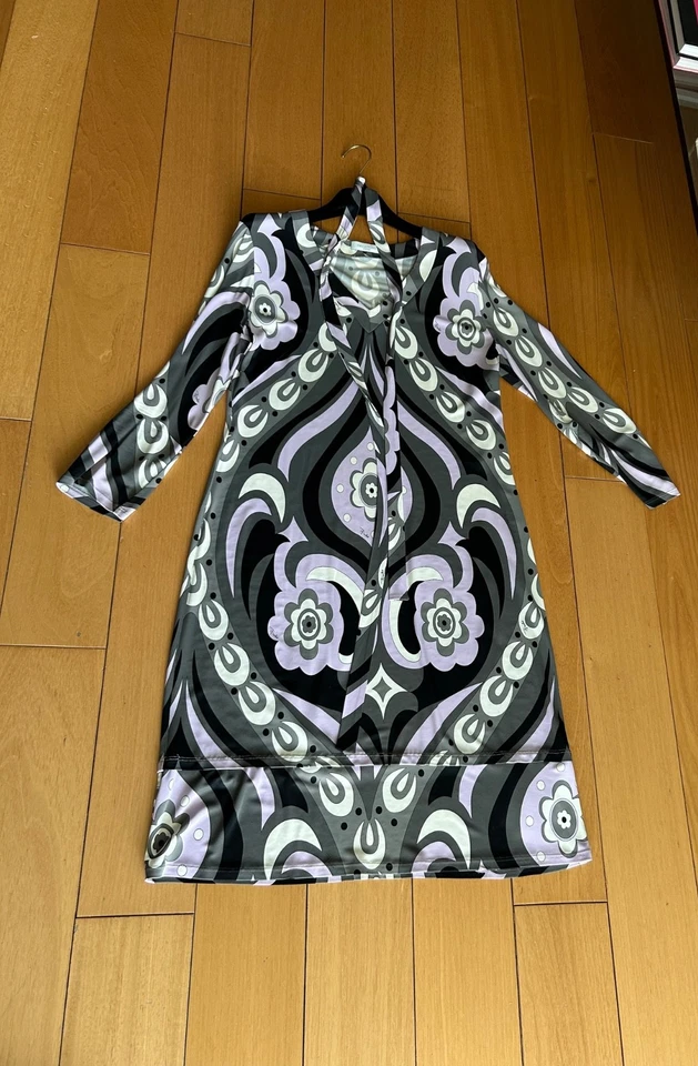 dress design by Emilio Pucci - Image 3 of 4