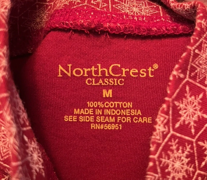 Women’s NORTH CREST CLASSIC Red Snowflake Christmas Holiday Half Turtleneck Sz M - Image 4 of 4