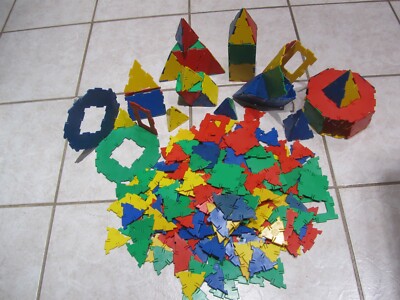 Vintage 275 Pc. Polydron Building set 3-D Geometric Construction Tiles Toy