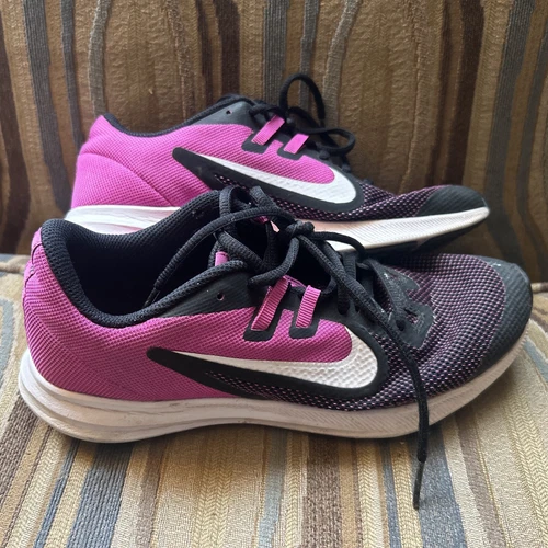 Nike Downshifter 9 scarpe da corsa bambina scarpe da ginnastica rosa grigio AR4135 016 taglia 5 5 anni