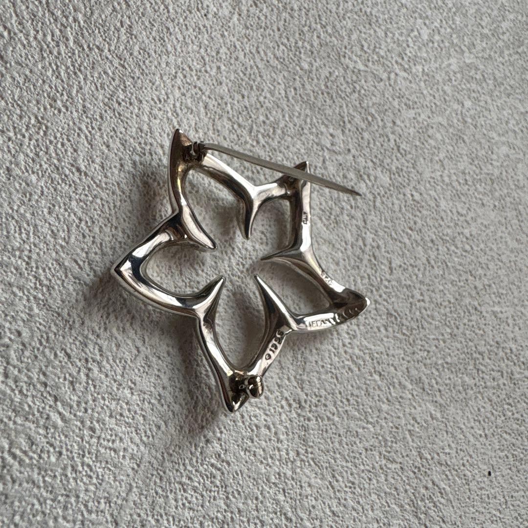 TIFFANY　brooch　ティファニーブローチ 1996 プルメリア SV Tiffany & Co. Plumeria Brooch Silver 925 1996 Used | eBay