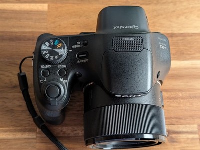 Sony Cyber-shot DSC-HX300 20.4MP 50x Optical Zoom Black 95% NEW