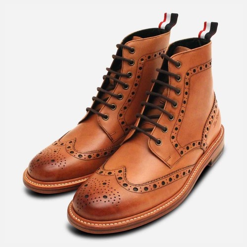 Mens Sherman Country Brogue Boot in 