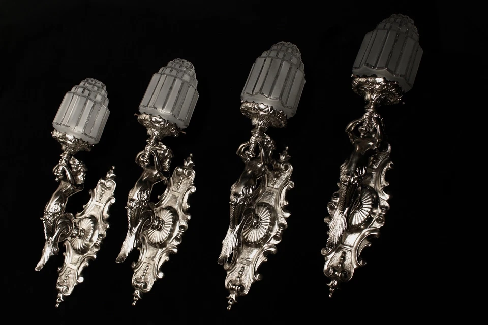 Par de luces de pared Art Deco de bronce plateado con ESCULTURAS DE SIRENA hechas a mano Foto 4 de 4