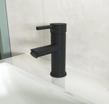black single handle centerset faucet