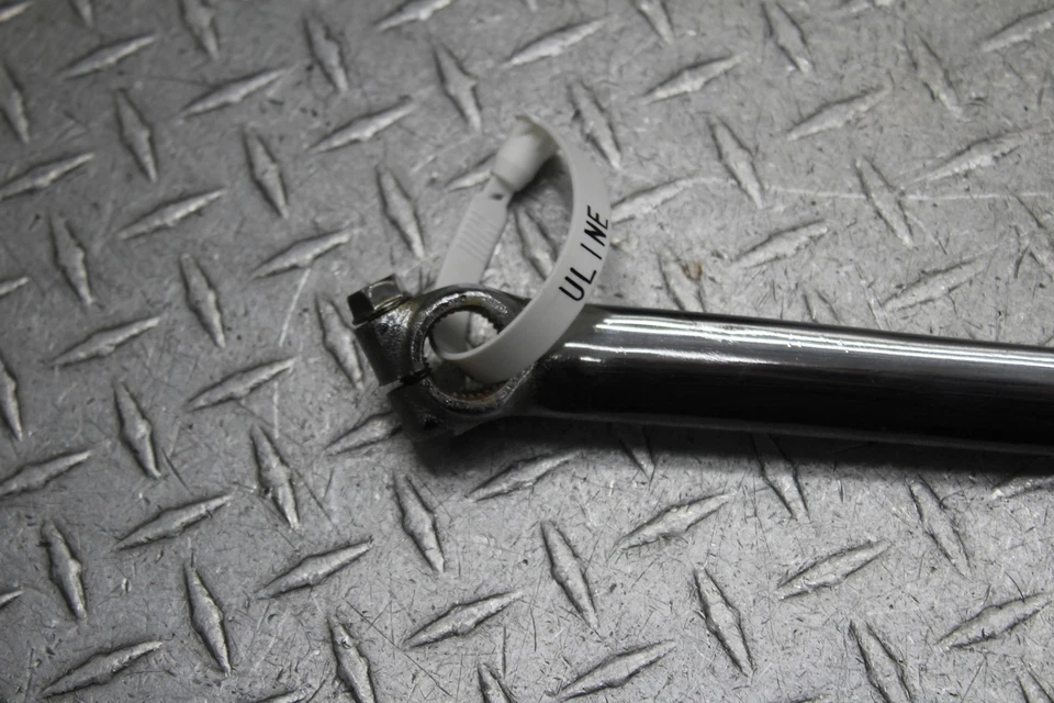 1984 HONDA V30 MAGNA VF500C 49 ESTADO TRASEIRO DIREITO PEDAL DE FREIO - Imagem 2 de 4