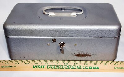 Vintage Metal Strong / Lock Box with Key Generic 11.5 x 6 x 4.5
