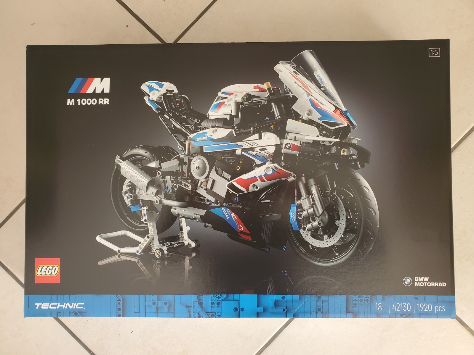 BMW M 1000 RR Lego Technic 42130 réplique de prestige à échelle 1:5 pour salon