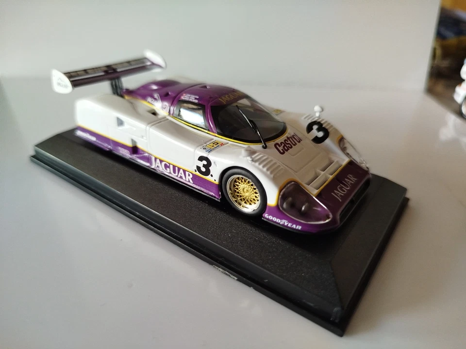 Modellino Jaguar XJR12 24L.M. 1990 1:43 - Immagine 2 di 2
