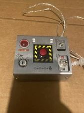 Cube Co ThinkGeek Self-Destruct Button USB Hub 4-Port – Rare Discontinued No Key