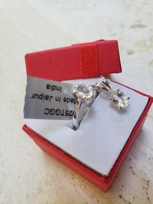 Gemporia - Eisweißer Topas Sterlingsilber Anhänger und Ring Set Ringgröße J/K, 5