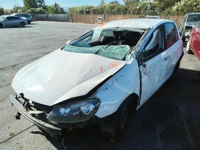 2014 大众高尔夫左球杆前门把手白色挂架(SCUFFS) — 第 4/4 张图片