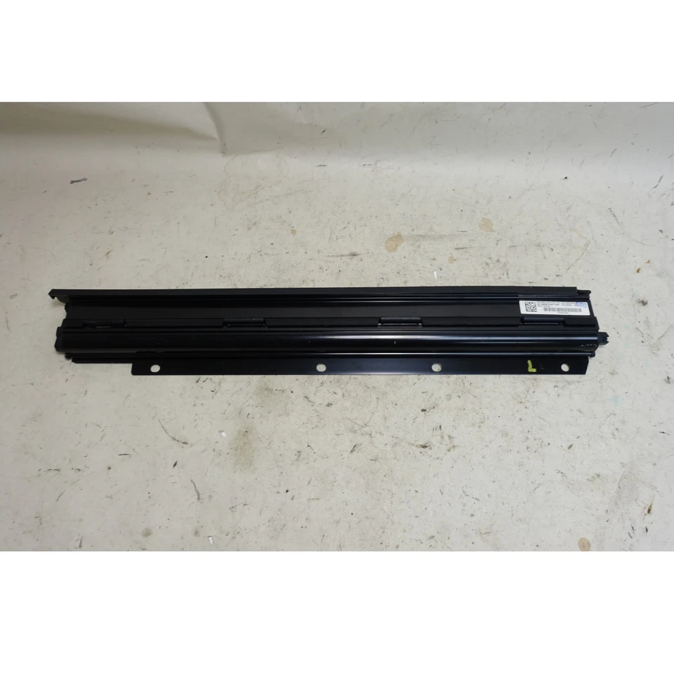 12-18 BMW F30 F80 Serie 3 M3 Sedán Puerta Trasera Izquierda Rodillo Parasol Fábrica Fabricante de Equipo Original Foto 3 de 4