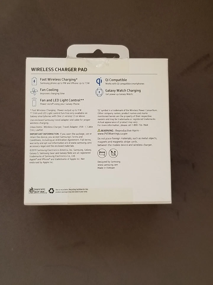 Almohadilla de carga inalámbrica Samsung 9W con certificación Qi Galaxy iPhone relojes Foto 3 de 3